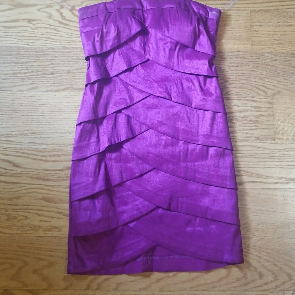 Magenta Bodycon Mini - Picture 2 of 3